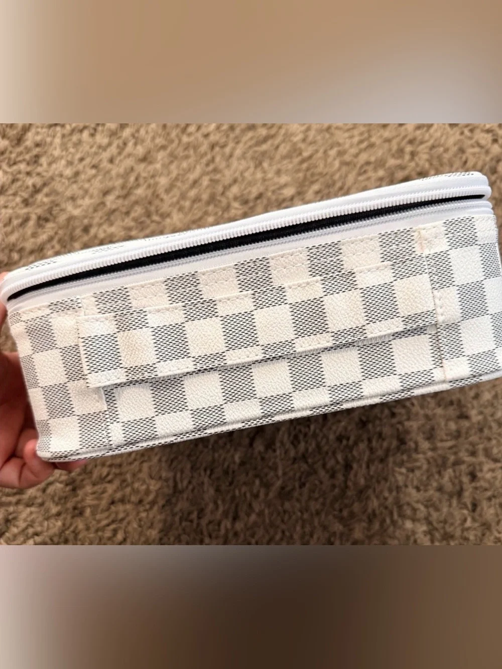 Women's Checkered Cosmetic Bag in Light Gray & White